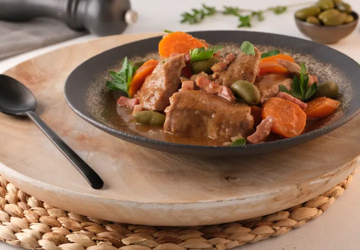 Recette Sauté de veau aux lardons et olives Cookeo | Herta